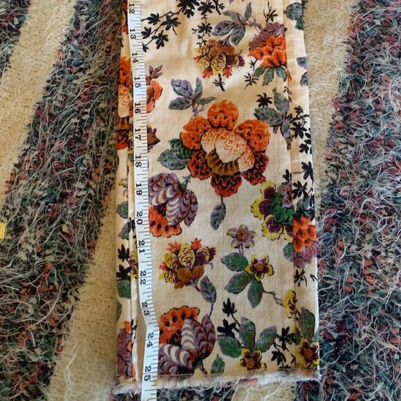 Anthropologie Pilcro Floral High Rise Cigarette Jeans -- Size 28 - Picture 4 of 8